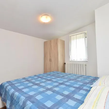 Fuer 4 Personen Ca 73 Qm In Valbandon, Istrien Istrische Riviera Lejlighed Valbandon